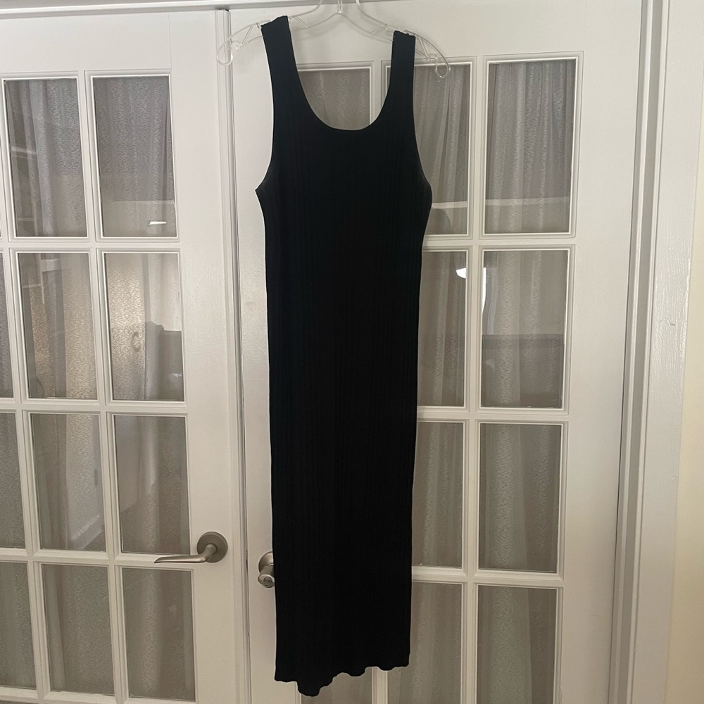 Club Monaco Black Ribbed Midi Dress